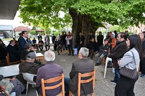 Στην πρώτη γραμμή με μεγάλες συγκεντρώσεις σε Μουριά, Δροσερό, Πηγή, Λυγαριά και Γόμφους ο Κώστας Σκρέκας